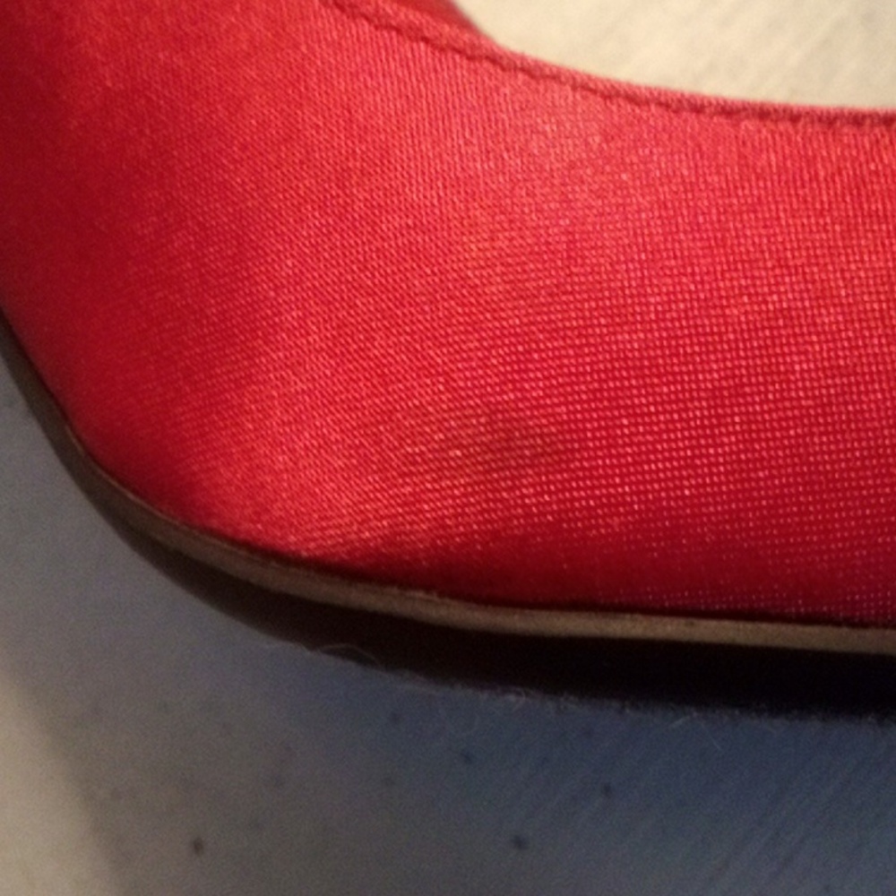 FIONI Night Heels - Vibrant Red Satin Heels - Picture 10 of 10